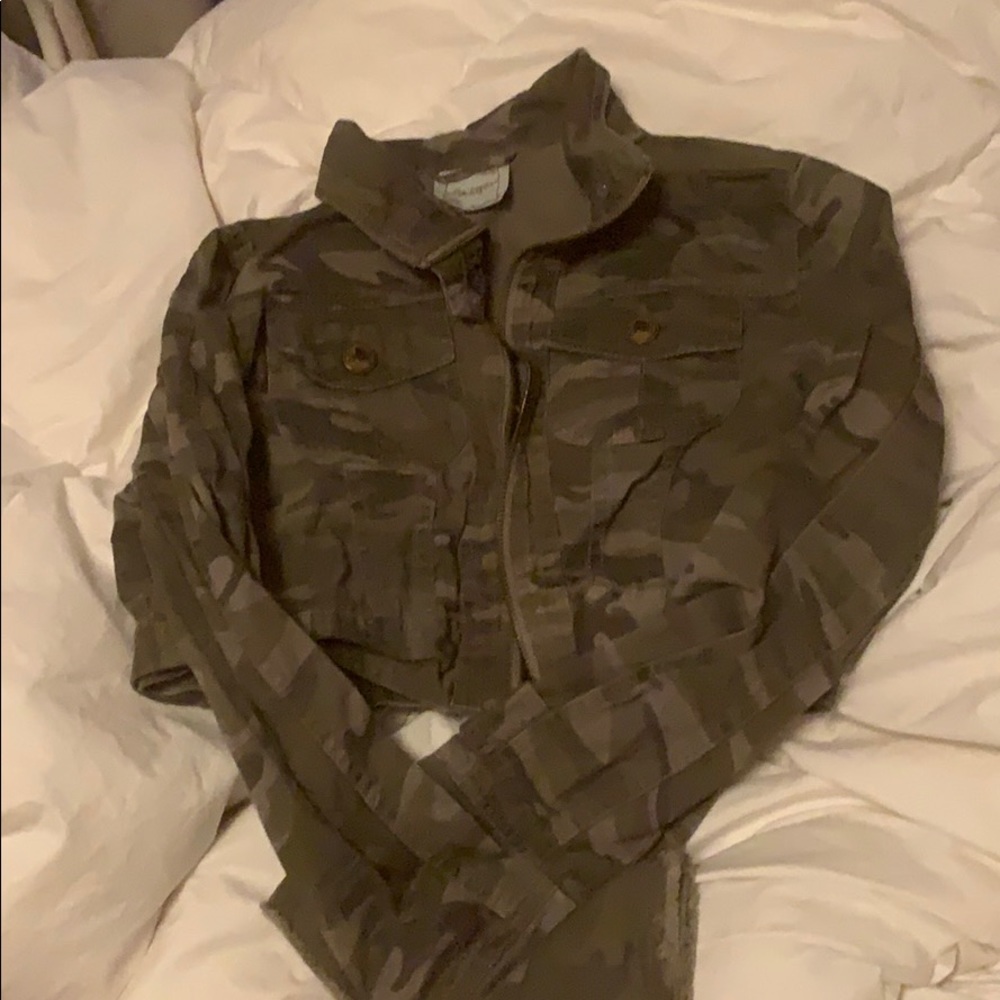 Camo cropped jacket